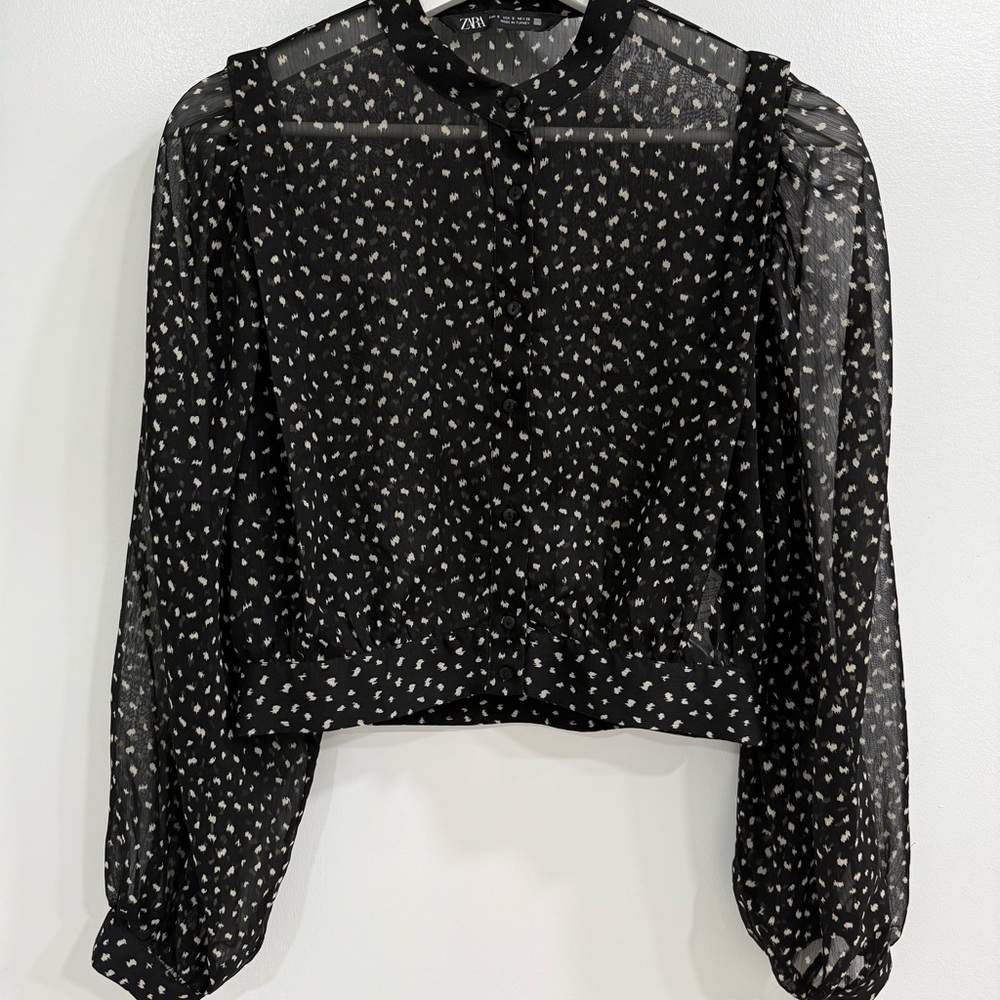 Zara Black and White Buttoned Crop Blouse